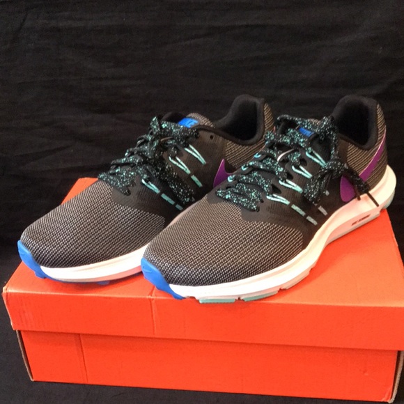 Nike Women’s Run Shift SE Running Shoes - Picture 3 of 8